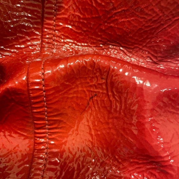 Coach tomato red patent style bag and dust bag - Picture 11 of 13